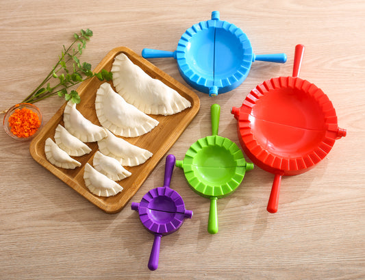 URITORIA 4-Piece Dough Mold Set-Meat-pie, Empanada, Jamaican beef patties, Dumplings, Ravioli, Calzones Press maker.